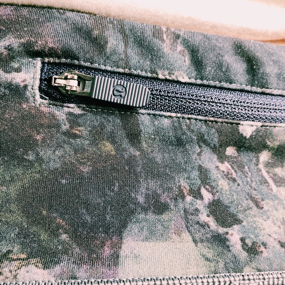 lululemon leggings - Picture 8 of 8